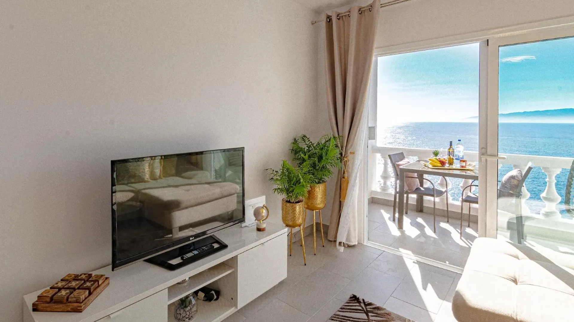 Sunset Bay Apt By Dream Homes Tenerife Puerto de Santiago  Daire